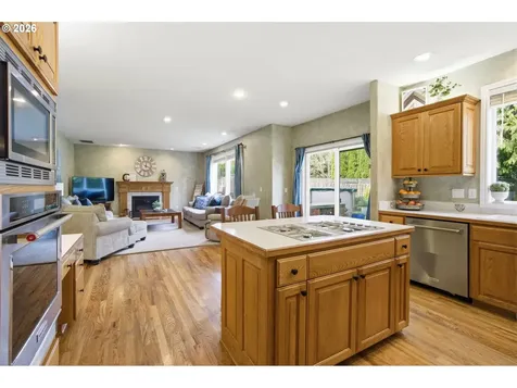 1655 Diamond Peak Court NW Salem OR 97304