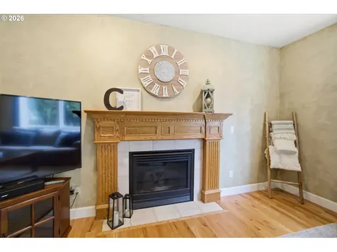 1655 Diamond Peak Court NW Salem OR 97304