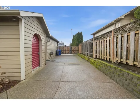 1655 Diamond Peak Court NW Salem OR 97304