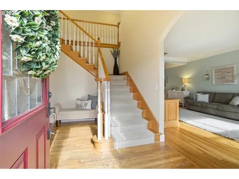1655 Diamond Peak Court NW Salem OR 97304