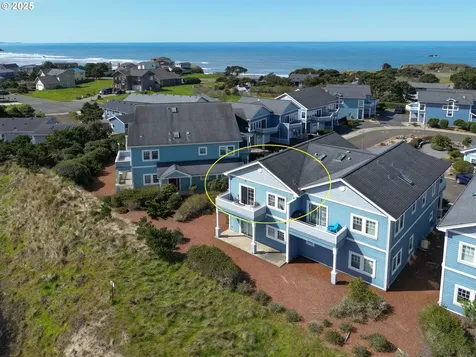 1327 Village Loop Bandon OR 97411