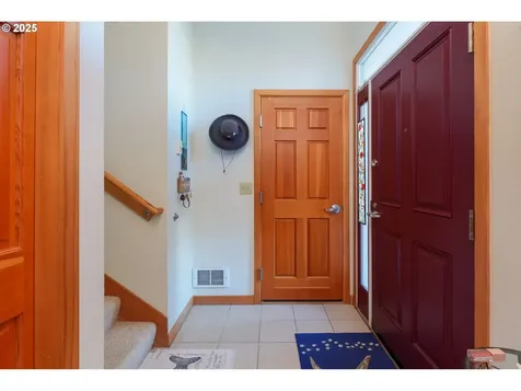 1327 Village Loop Bandon OR 97411