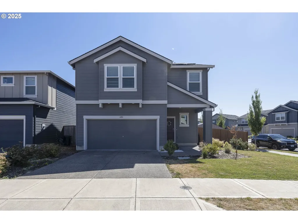 402 Himalaya Street NE Salem OR 97301