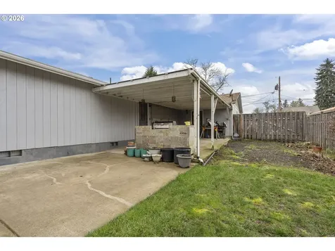 1562 SW Levens Street Dallas OR 97338