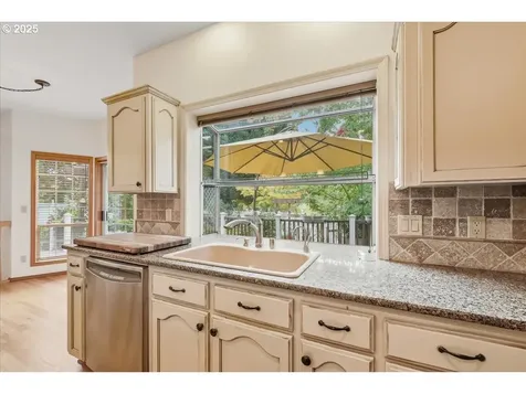 17203 SE Fisher Drive Vancouver WA 98683