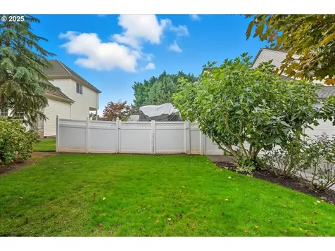 17203 SE Fisher Drive Vancouver WA 98683