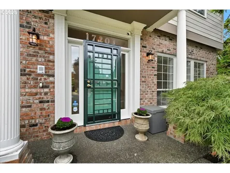17203 SE Fisher Drive Vancouver WA 98683