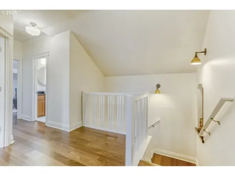 5717 N Denver Avenue Portland OR 97217