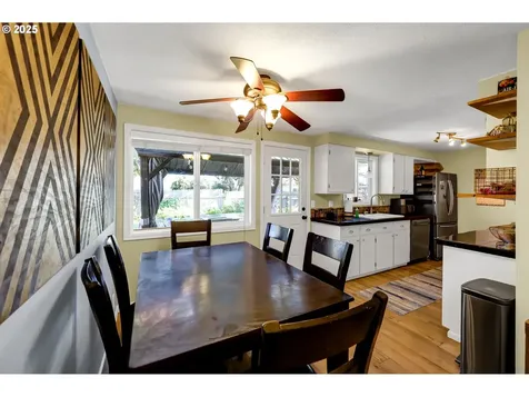5257 Coetivy Avenue Eugene OR 97402