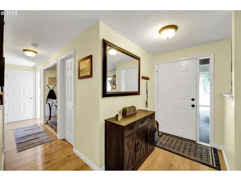 5257 Coetivy Avenue Eugene OR 97402