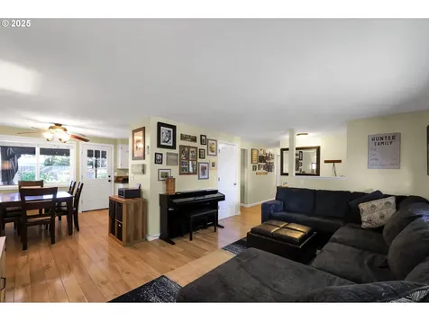 5257 Coetivy Avenue Eugene OR 97402