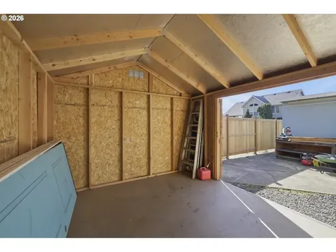 3090 Willakenzie Road Eugene OR 97401