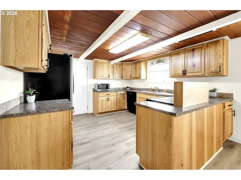 3090 Willakenzie Road Eugene OR 97401