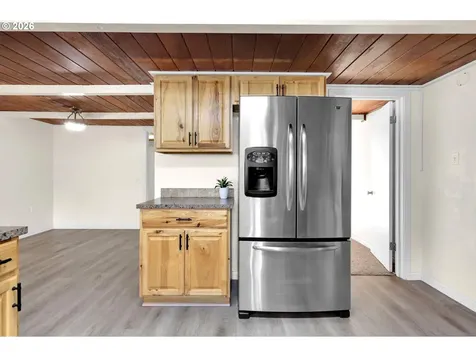 3090 Willakenzie Road Eugene OR 97401