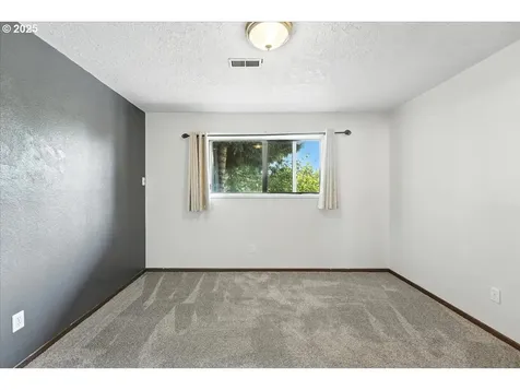 8865 SE 139th Avenue Happy Valley OR 97086