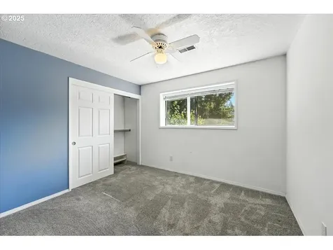 8865 SE 139th Avenue Happy Valley OR 97086