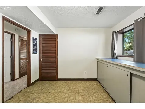 8865 SE 139th Avenue Happy Valley OR 97086