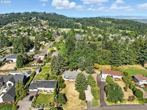 8865 SE 139th Avenue Happy Valley OR 97086