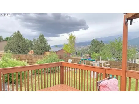 216 Valley View Drive John Day OR 97845
