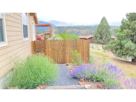 216 Valley View Drive John Day OR 97845