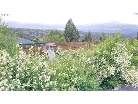 216 Valley View Drive John Day OR 97845