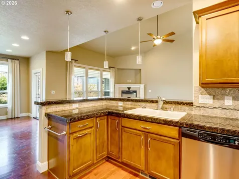 1114 S 6th Way Ridgefield WA 98642