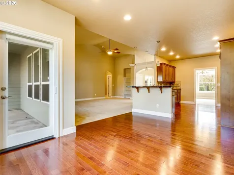 1114 S 6th Way Ridgefield WA 98642