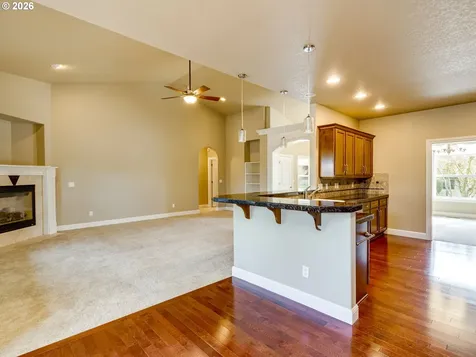 1114 S 6th Way Ridgefield WA 98642