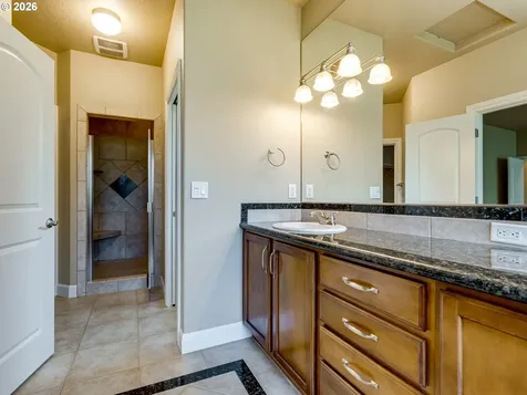 1114 S 6th Way Ridgefield WA 98642
