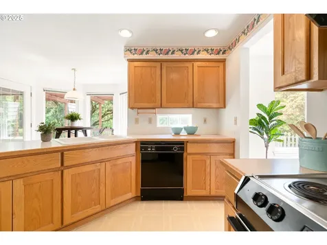 16732 SW Hargis Road Beaverton OR 97007
