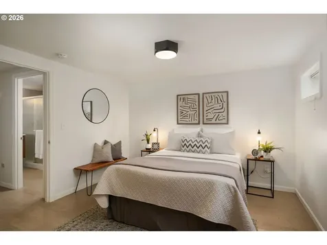 8675 SW Fairway Drive Portland OR 97225