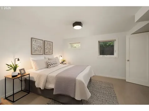 8675 SW Fairway Drive Portland OR 97225