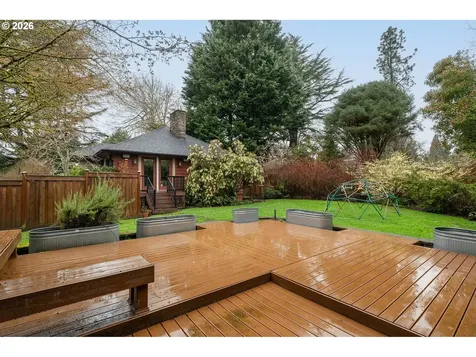 8675 SW Fairway Drive Portland OR 97225