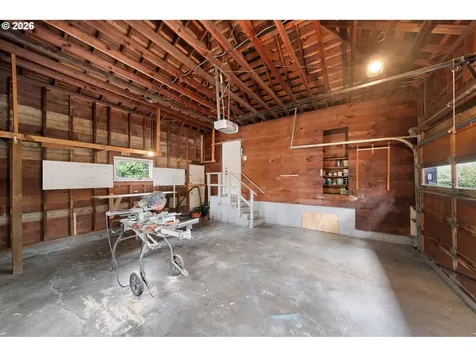 8675 SW Fairway Drive Portland OR 97225