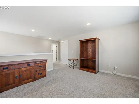 2212 SE 12th Avenue Canby OR 97013