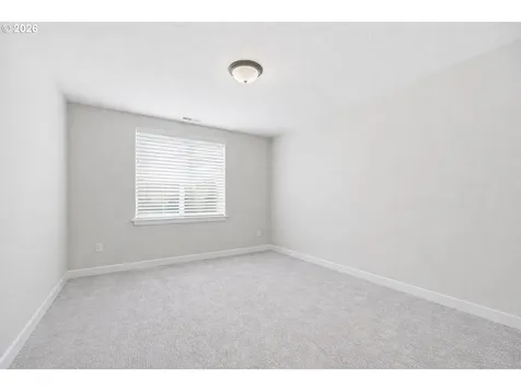 2212 SE 12th Avenue Canby OR 97013