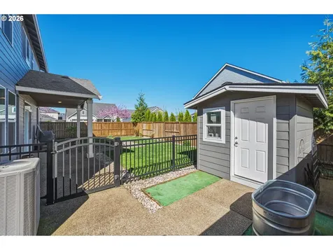 2212 SE 12th Avenue Canby OR 97013