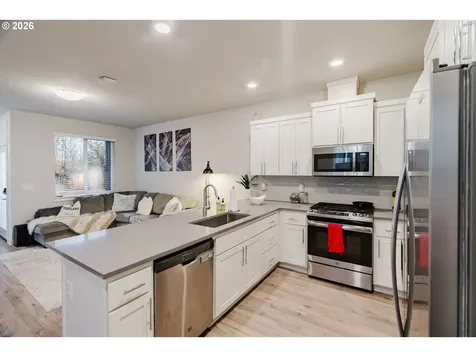 6268 SE Harkness Lane Hillsboro OR 97123