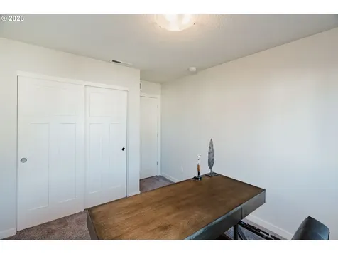 6268 SE Harkness Lane Hillsboro OR 97123