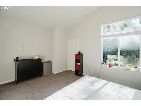 6268 SE Harkness Lane Hillsboro OR 97123