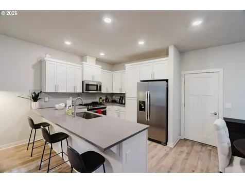 6268 SE Harkness Lane Hillsboro OR 97123