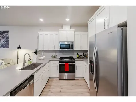 6268 SE Harkness Lane Hillsboro OR 97123