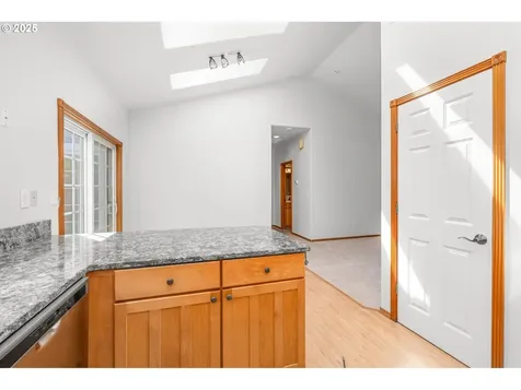 856 NE Pacific Drive Fairview OR 97024