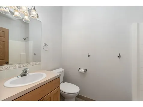 856 NE Pacific Drive Fairview OR 97024