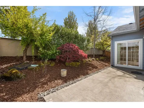 856 NE Pacific Drive Fairview OR 97024