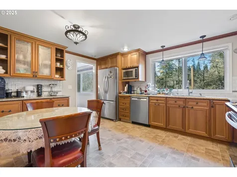 9645 SW New Forest Drive Beaverton OR 97008