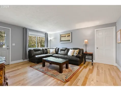 9645 SW New Forest Drive Beaverton OR 97008