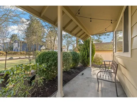 9645 SW New Forest Drive Beaverton OR 97008