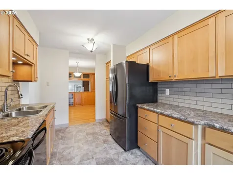 1200 NE Territorial Road Canby OR 97013