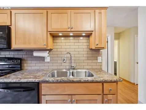 1200 NE Territorial Road Canby OR 97013